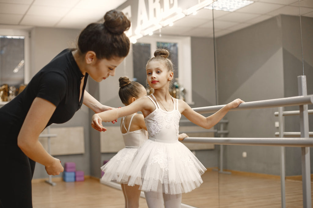 10 Dance Bag Essentials Every Dancer Should Carry