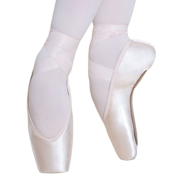 ENERGETIKS STELLA POINTE SHOE (Flexi Medium)