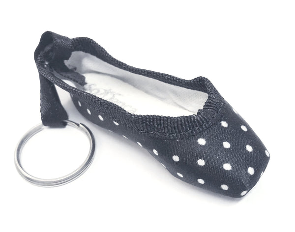 POINTE SHOE KEYRING - First Class Dancewear NQ